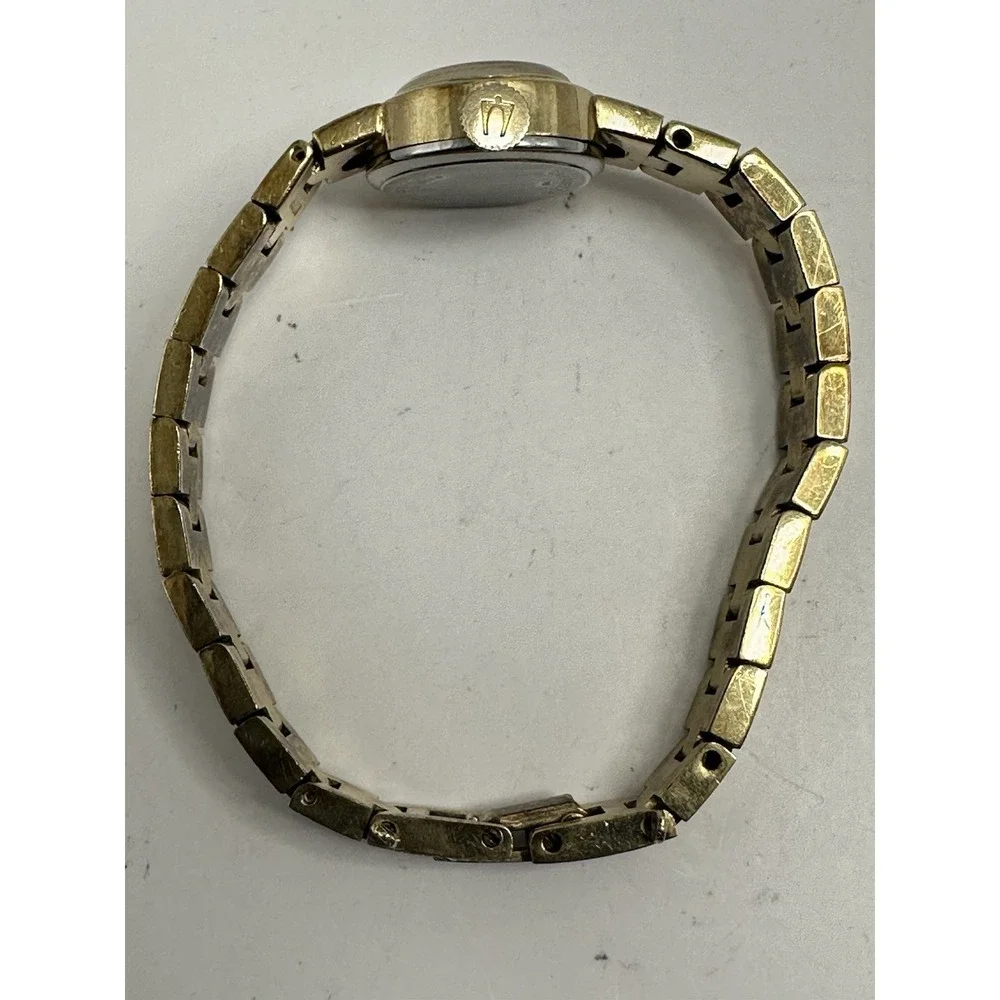 Caravelle N9 1979 Ladies Manual Wind Watch Works 17MM 6.25
